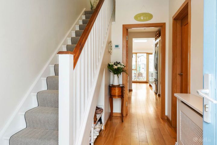 30 Hillsbrook Avenue, Perrystown, Dublin 12, Co. Dublin, D12W528 - Photo 2