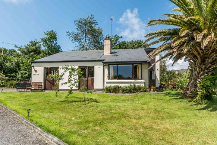 Summerfield, Colla Road, Schull, Schull, Co. Cork, P81D402