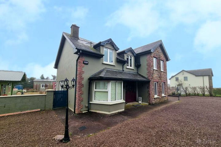 8 Drom Ard, Bweeng, Mallow, Co Cork, P51DT93