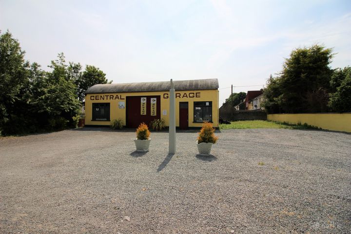 Central Garage, Emly, Co. Tipperary, E34PF77