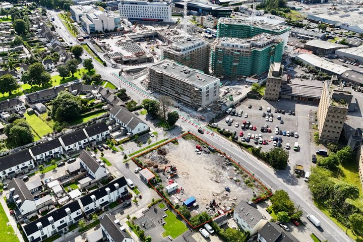 Glasshouse Site (F.P.P), Radharc na Grine, Monivea Road, Mervue, Co. Galway, H91A3TY