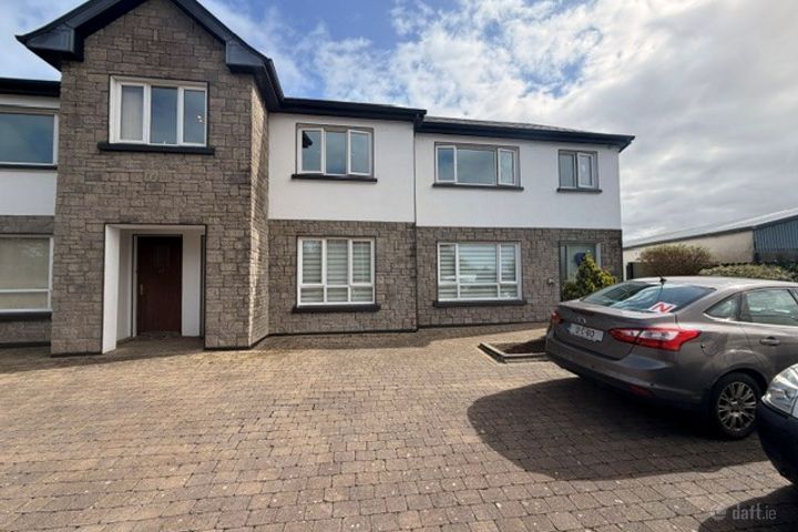 38 Abbey Glen, Knockaunglass, Athenry, Co. Galway, H65AP82