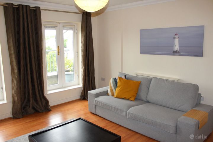 83 Bantry Square, Waterville, Dublin 15