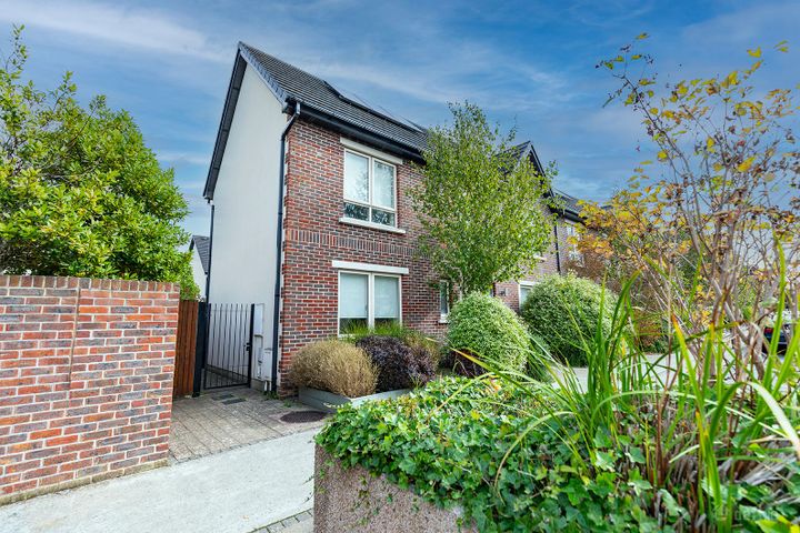 2 Parkside Avenue, Dublin 13, Clongriffin, Dublin 13