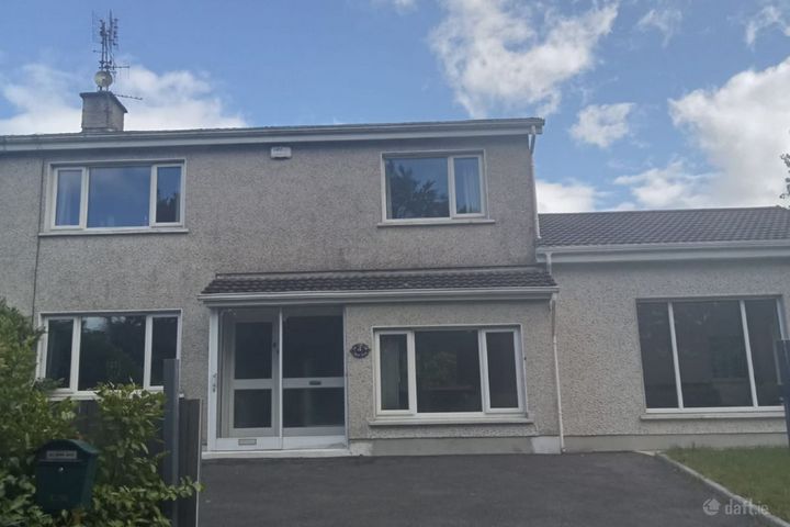 4 Sean Lios, Gorey, Co. Wexford