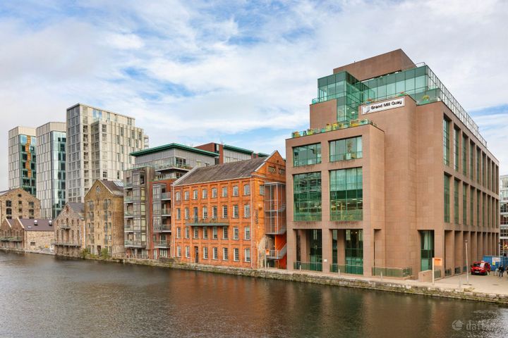 Apartment 11, The Dock Mill, Grand Mill Quay, Grand Canal Dock, Dublin 4, D04RD37