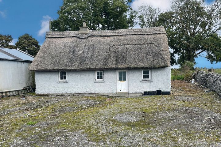 Thatch, Ballagh, Menlough, Ballinasloe, Co. Galway, H53Y0Y1