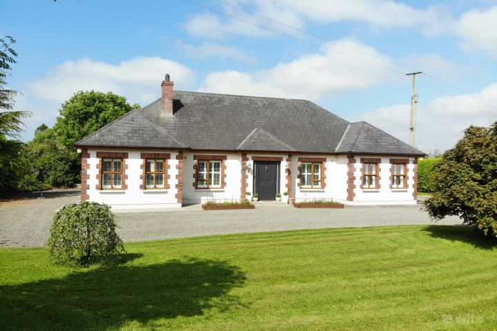 Drumrath, Virginia, Co.Cavan, A82R3N1