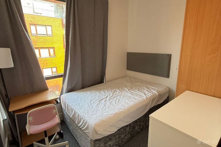 Cork Street, Dublin 8, The Coombe, Dublin 8