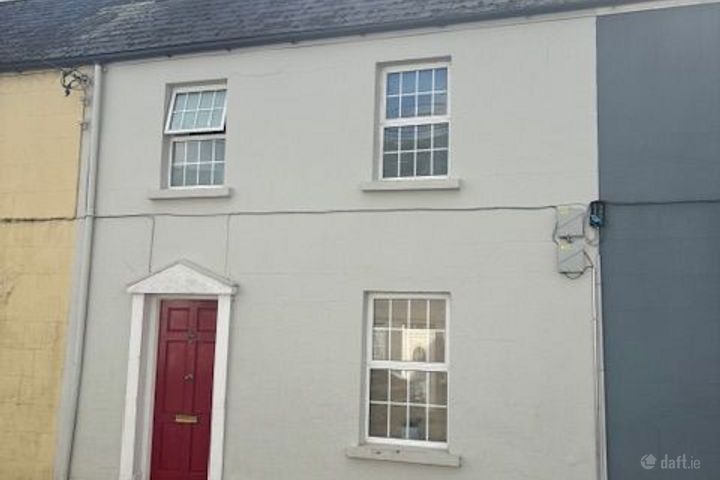 4 Waldrons Terrace, Upper Main Street, Ballyhaunis, Co. Mayo, F35NY09