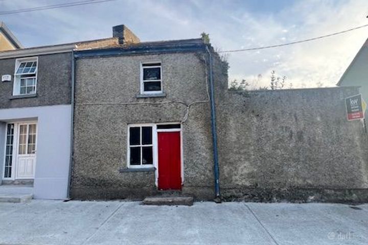 Main Street, Tulla, Co. Clare, V95HH01
