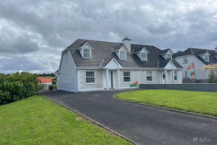 1 Gurteens, Ballina, Co Mayo, F26K2D1