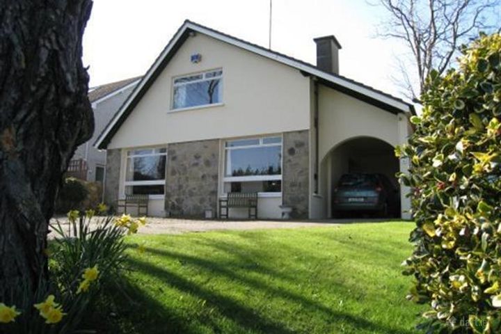 6 Ullardmor, Ardeevin Road, Dalkey, Dublin