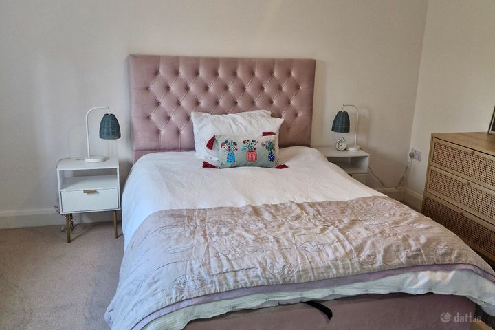 The Waters Edge, Carrigaline, Co. Cork