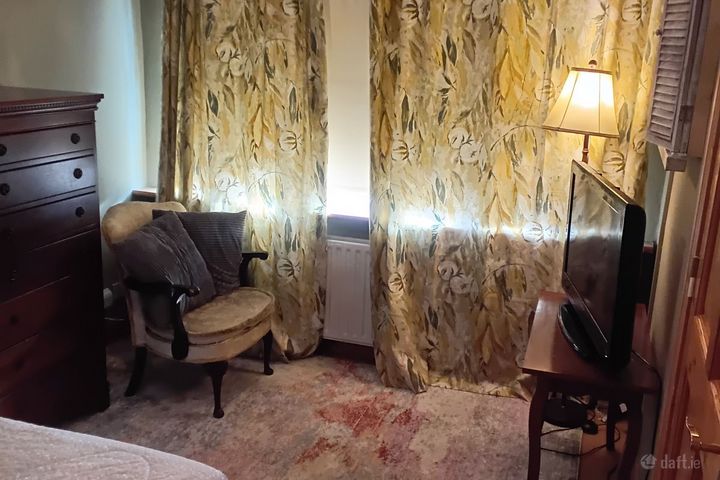 3 Knights Crescent, Nenagh, Nenagh, Co. Tipperary