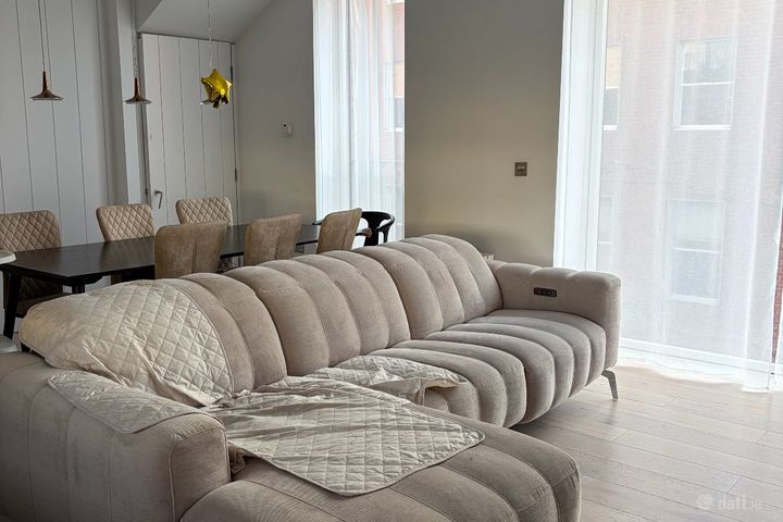 Grattan Court East, Dublin 2, Grand Canal Dock, Dublin 2