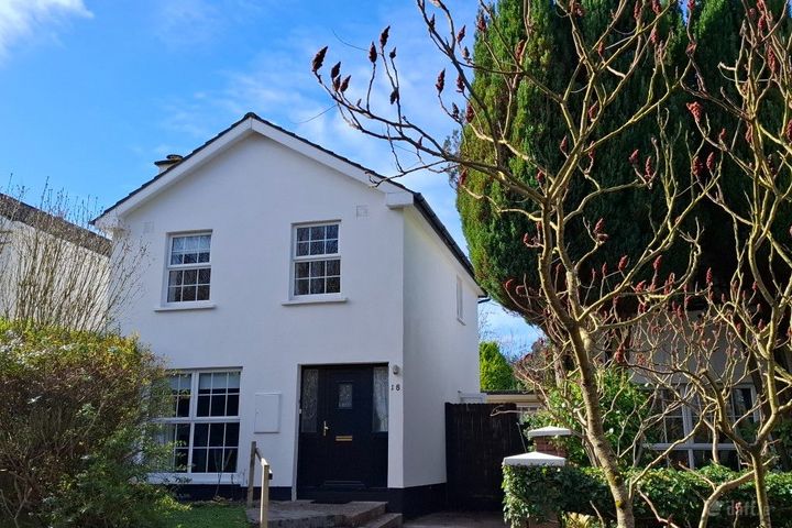 18 Lissadell, Maryborough Hill, Douglas, Co. Cork, T12NX5K