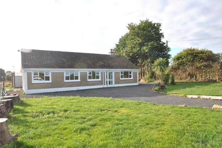 Cullahill, Knock, Roscrea, Co Tipperary, E53H500