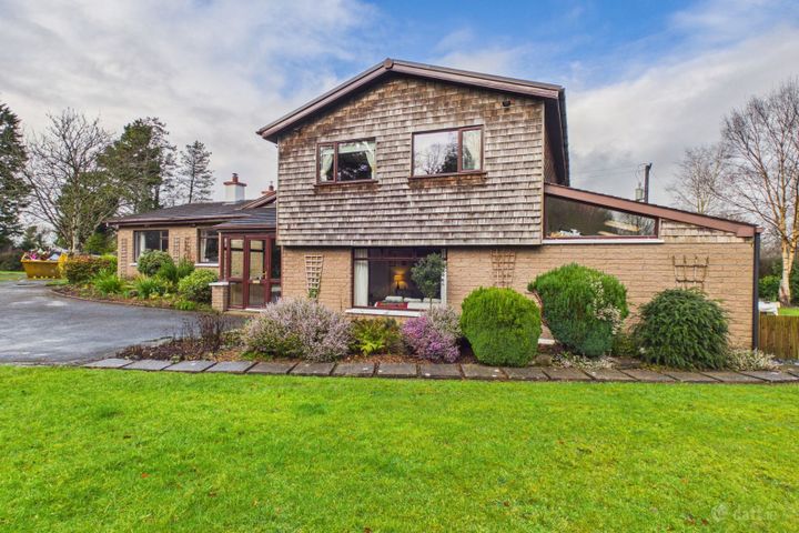 Bunglas, Deerpark, Sixmilebridge, Bunratty, Co. Clare, V95X3P3