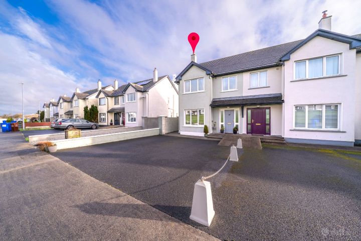27 Rathclune, Kiltimagh, Kiltimagh, Co. Mayo, F12KW56