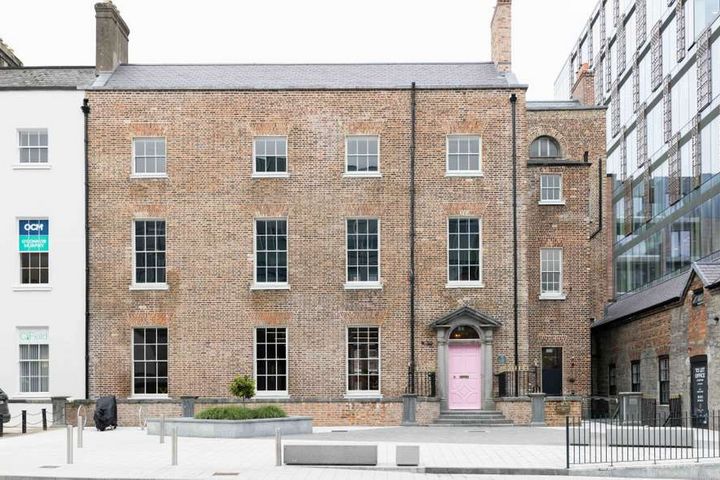 104 Henry Street, Ennis Road, Co. Limerick