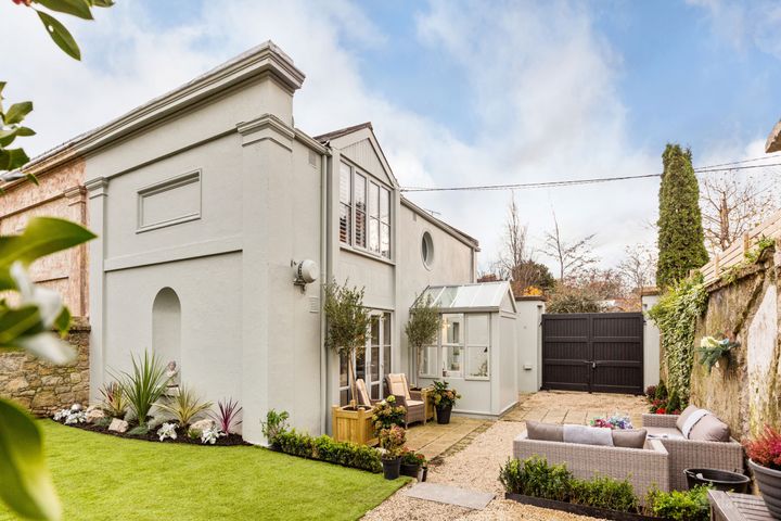 4 Vesey Mews, Vesey Place Lane, Dun Laoghaire, Dublin