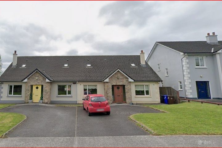 15 Fortlands, Sligo Road, Ballymahon, Co. Longford., N39CH52