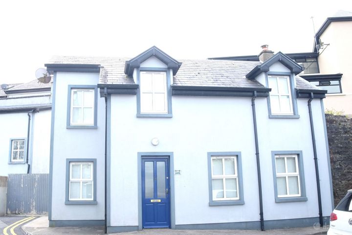 House 2, Dolphin Court, Loughrea, Co. Galway, H62RH42