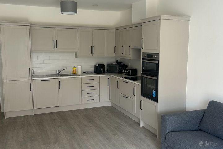 70 Bishops Quarter , Mungret, Co. Limerick