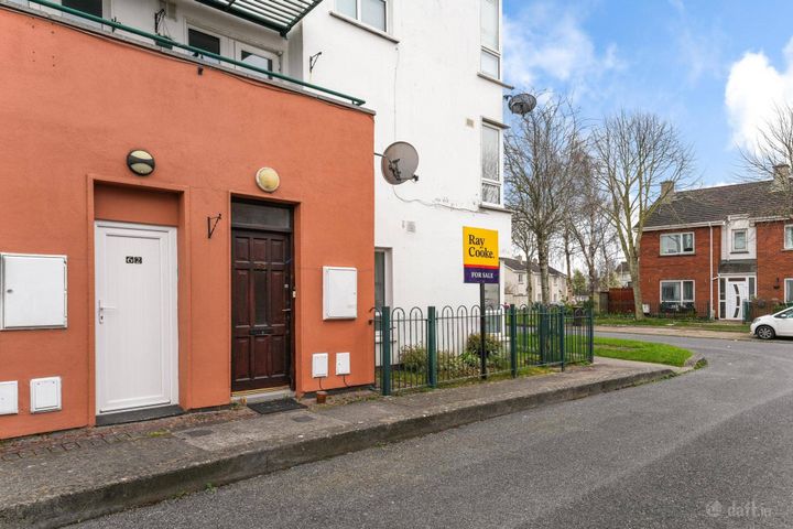 63 Castlecurragh Vale, Mulhuddart, Blanchardstown, Dublin 15 - Photo 2