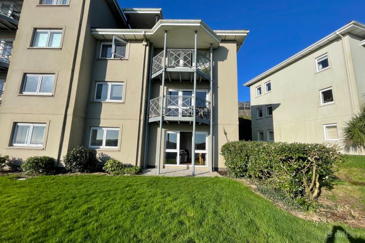 25 Carleton Village Apartments, Youghal, Youghal, Co. Cork, P36FY98