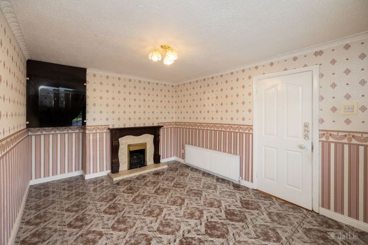 43 Saint Mark's Crescent, Clondalkin, Dublin 22, D22A3E3 - Photo 3