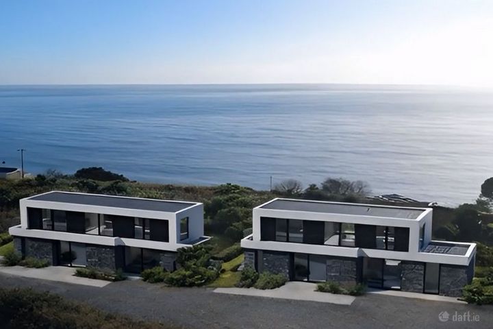 Heathcliff, Stoney Boreen, Myrtleville, Cork, Ballinluska, Co. Cork, P43AX78