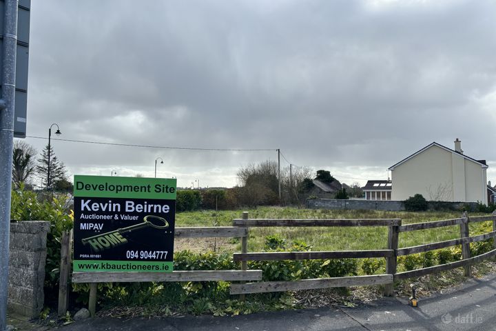 Mount Street, Claremorris, Claremorris, Co. Mayo, F12E7R0