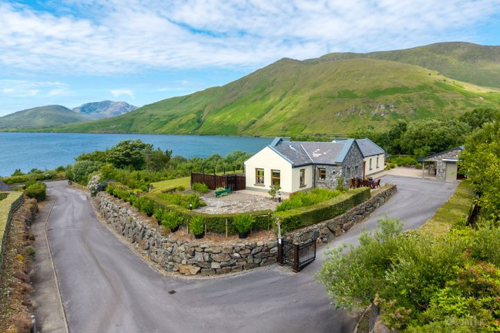 2 Killary View, Leenane, Co. Galway, H91DPT6