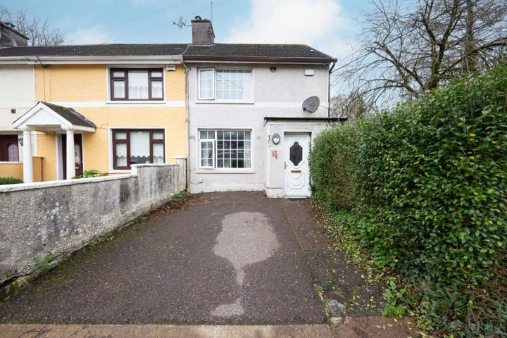 Sandville, 1 Gillabbey Park, Western Road, Co. Cork, T12AVH7