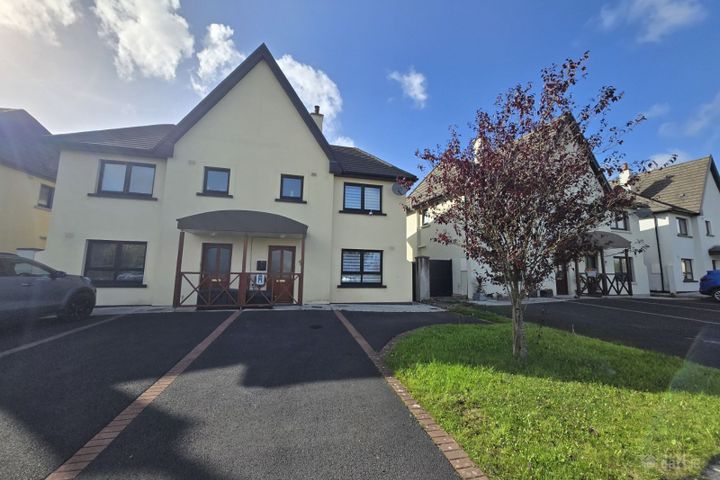 9 Hill View, Creggaun na hilla, Clarecastle, Ennis, Co. Clare, V95F0X7