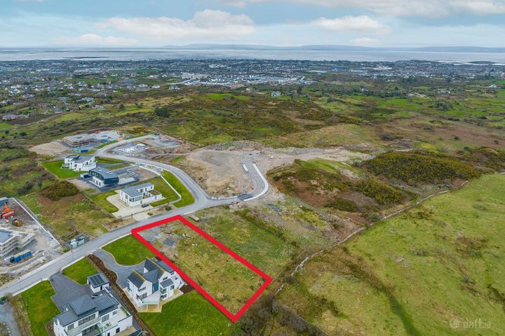 3 Lakeview Hill, Bushypark, Galway