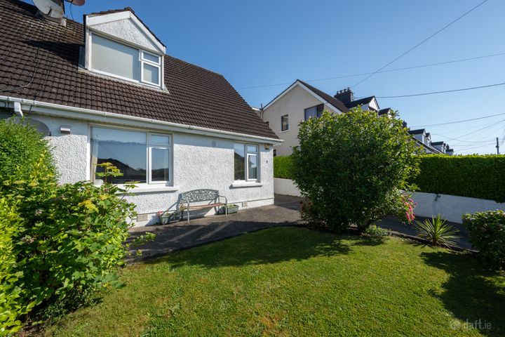 2 Saint Joseph's Lawn, Bishopstown, Co. Cork, T12FK2W
