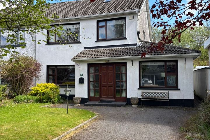 26 Crescent View, Riverside, Tuam Road, Co. Galway, H91KP6R