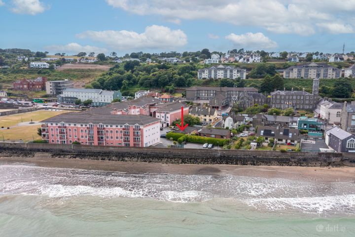 Coastguard Station, O'Briens Place, Youghal, Co Cork, P36HN20