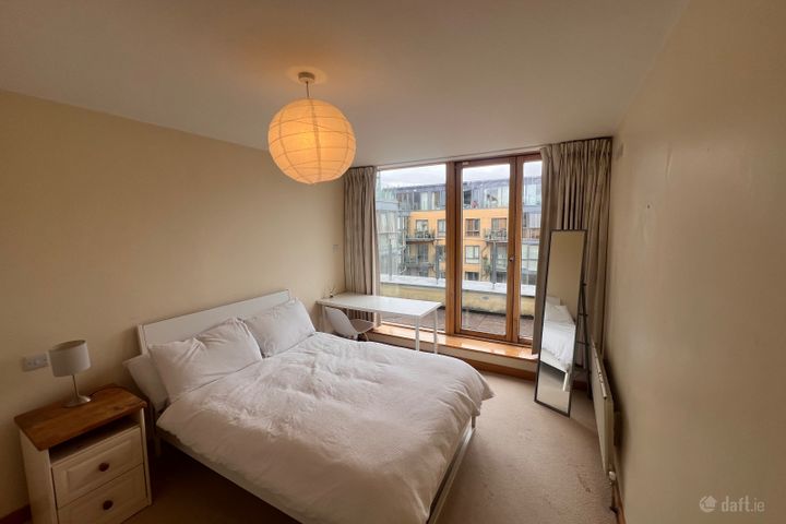 ***Sunday to Friday ***. ROEBUCK HILL ROEBUCK ROAD, Clonskeagh, Dublin 14