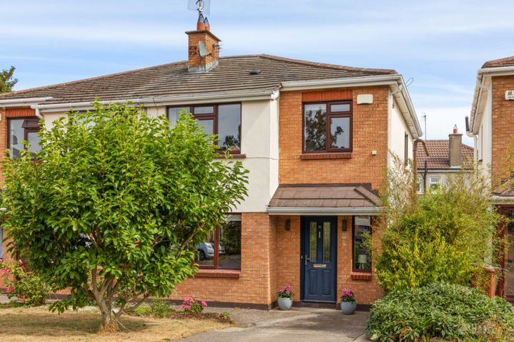 15 Sefton Green, Rochestown Avenue, Dun Laoghaire, Co. Dublin, A96XK70