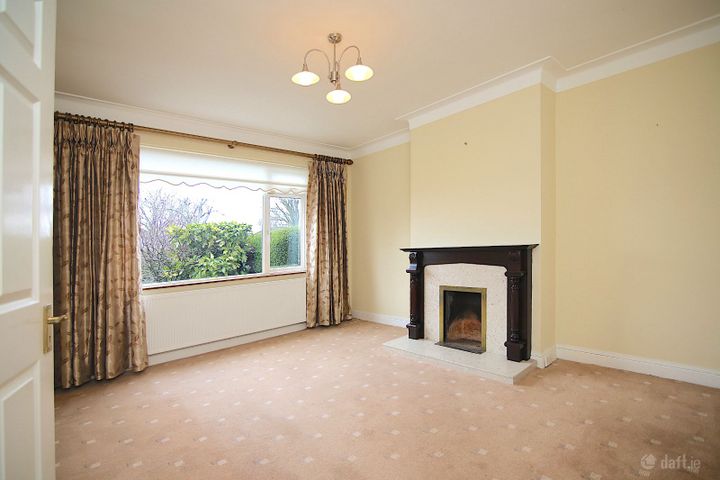 12 Lucan Heights, Lucan, Lucan, Co. Dublin, K78R2V9 - Photo 3