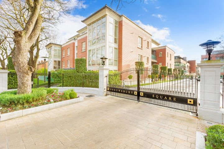 Shrewsbury Square, Ballsbridge, Dublin 4