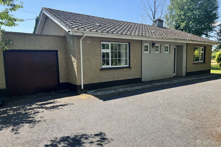 Coola Bah Bungalow, Rathbride, Pollardstown, Co. Kildare