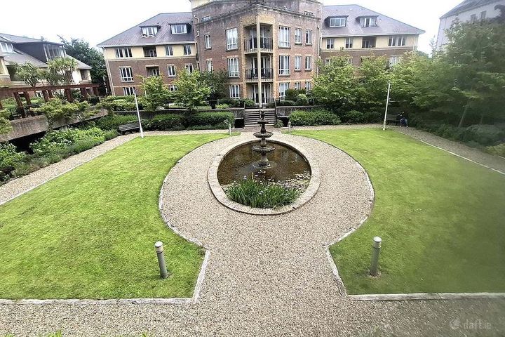 Mullins Wing Apartments, Linden Square, Grove Avenue, Blackrock, Co. Dublin