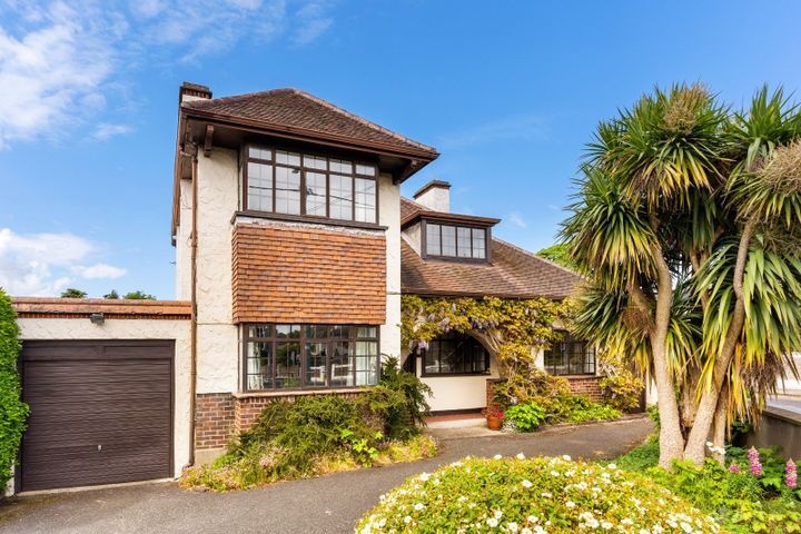 1 Newtownpark Ave, Blackrock, Dublin, Dublin