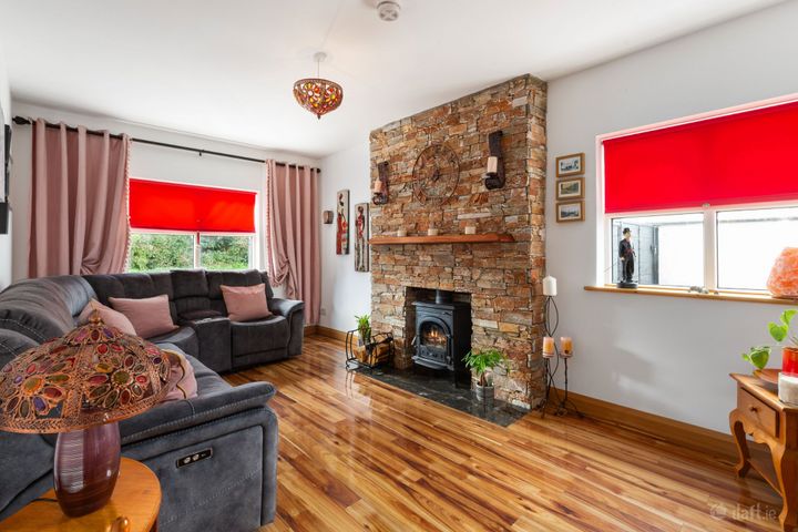 10 Mountainview Cottages, Porterstown Road, Castleknock, Dublin 15, D15C7VP - Photo 3