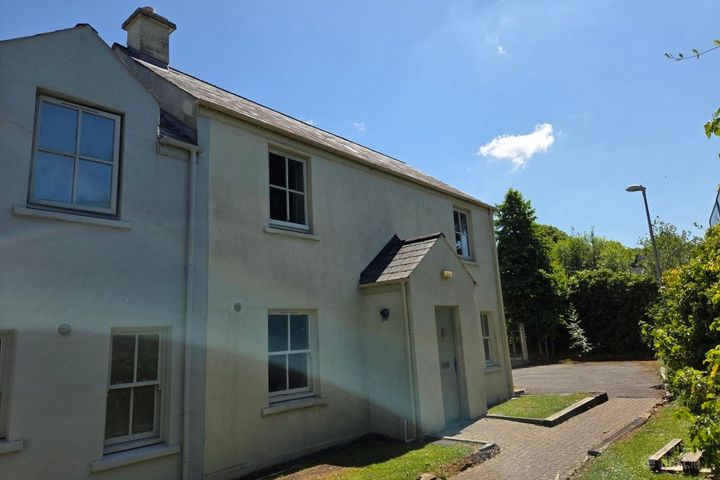 7 Bunratty Castle Gardens, Bunratty, Hurlers Cross, Co. Clare, V95EH02